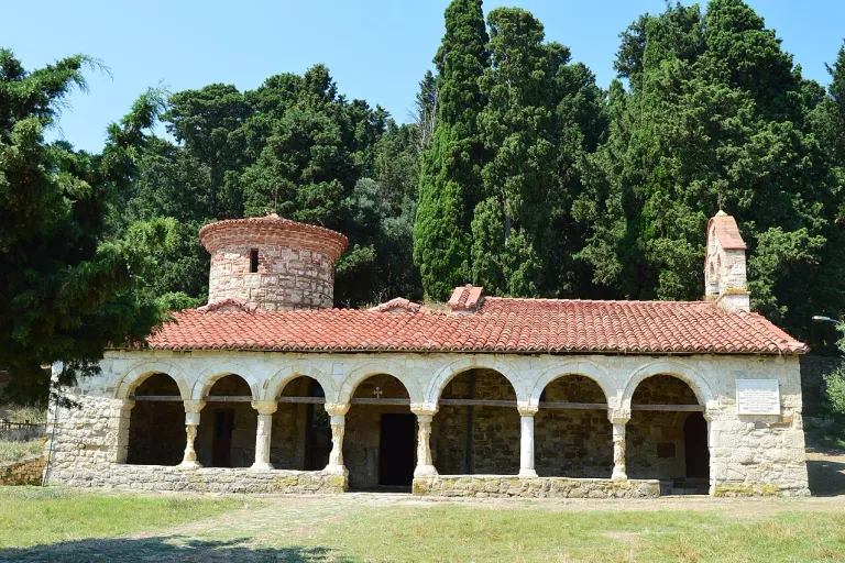 Manastiri dhe Ishulli i Zvërnecit